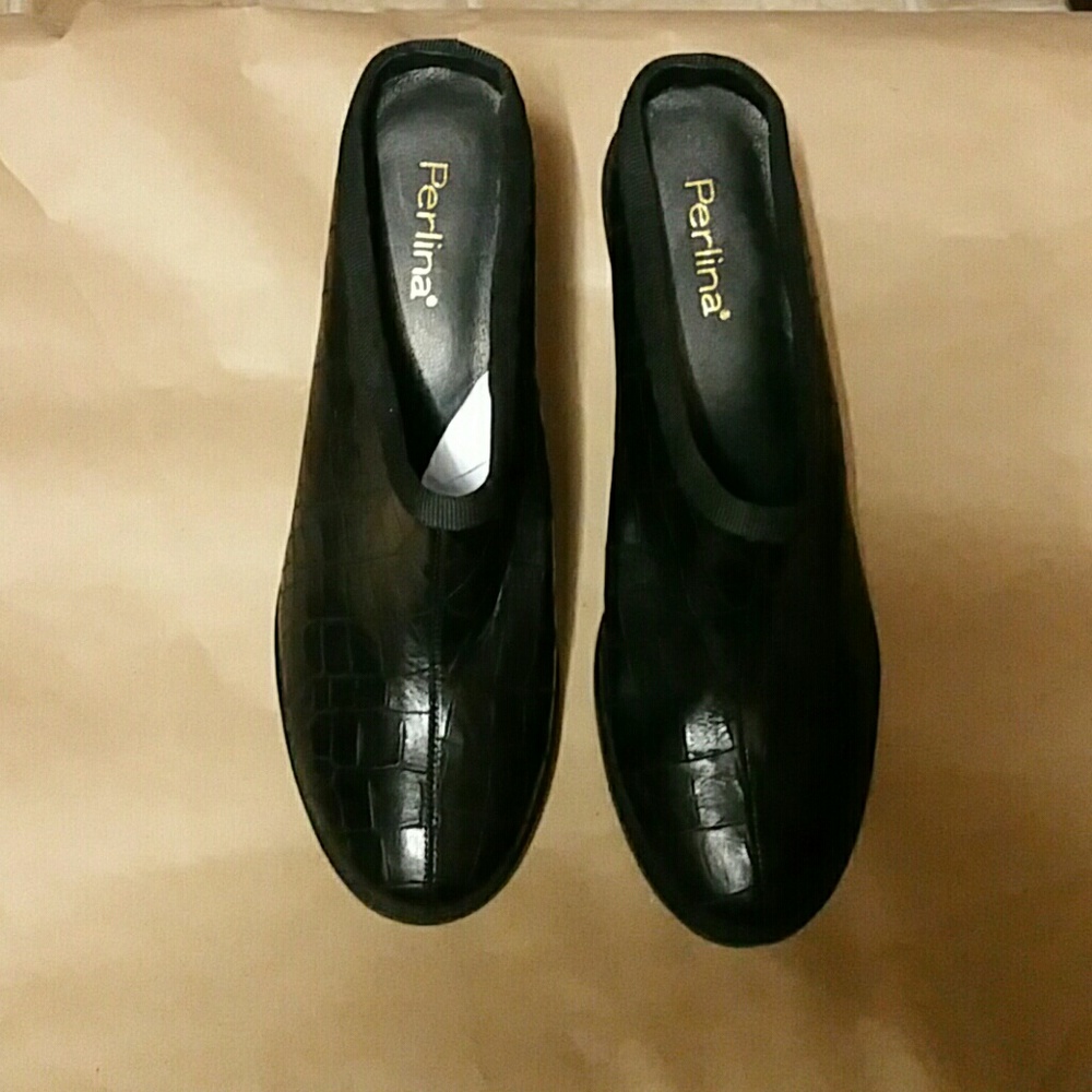Perlina Open Back Shoe Black Leather